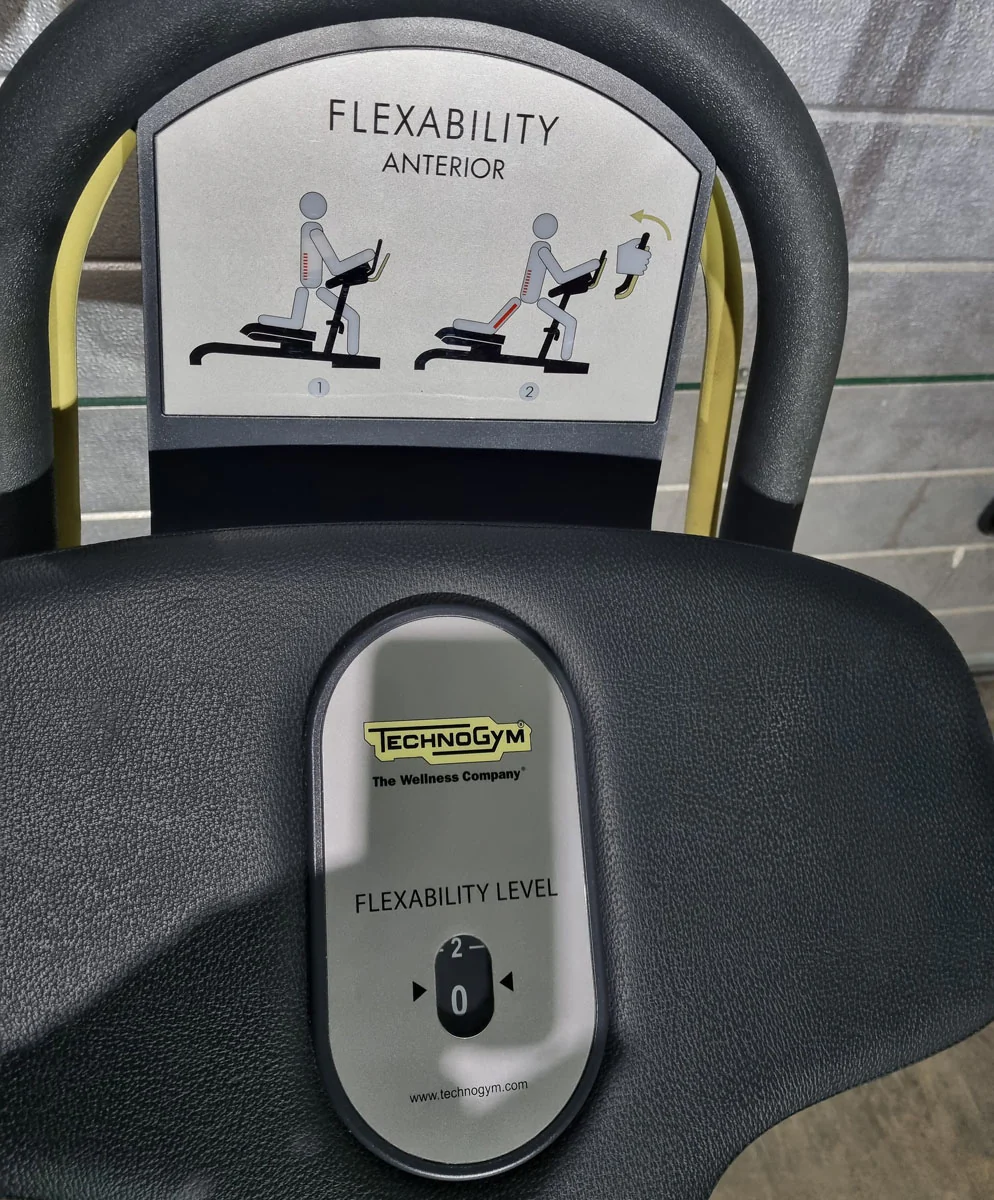 Technogym 2er Set Flexability Posterior und Flexability Anterior - Dehngeräte für Beine und Waden, gegen Rückenschmerzen, Dehnungsapparat, Rahmenfarbe Silber, gebraucht - guter Zustand - Image 10