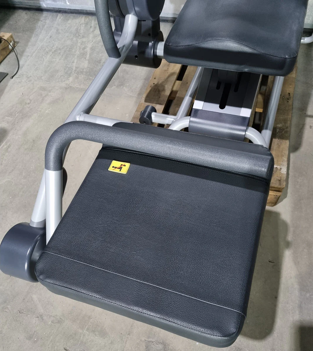 Technogym 2er Set Flexability Posterior und Flexability Anterior - Dehngeräte für Beine und Waden, gegen Rückenschmerzen, Dehnungsapparat, Rahmenfarbe Silber, gebraucht - guter Zustand - Image 3