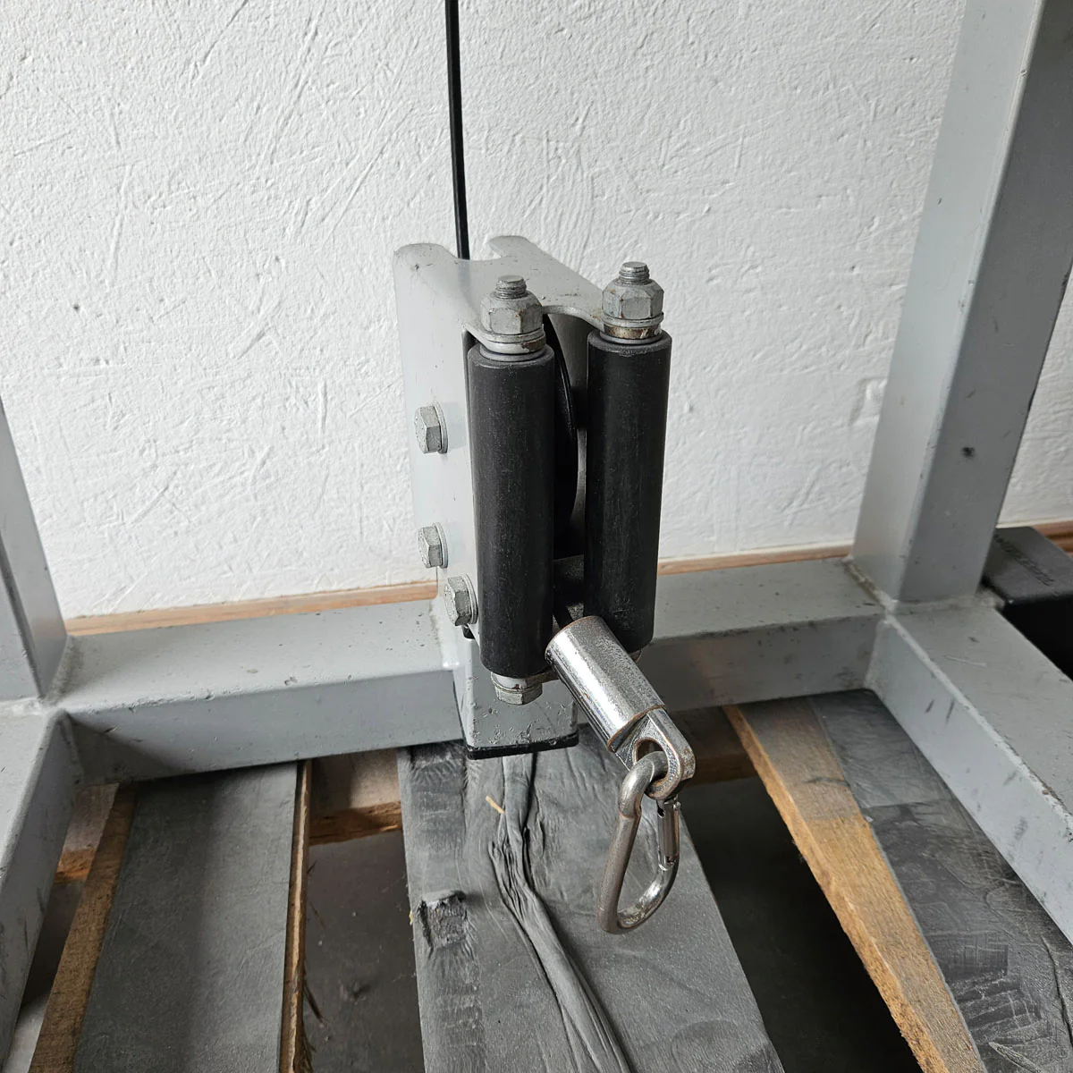 TechnoGym 2x Kabelzug, Cable Crossover, Seilzug von oben und unten, Silverline, Oldschool, Rahmenfarbe Silber, gebraucht - mit Gebrauchsspuren - Image 7