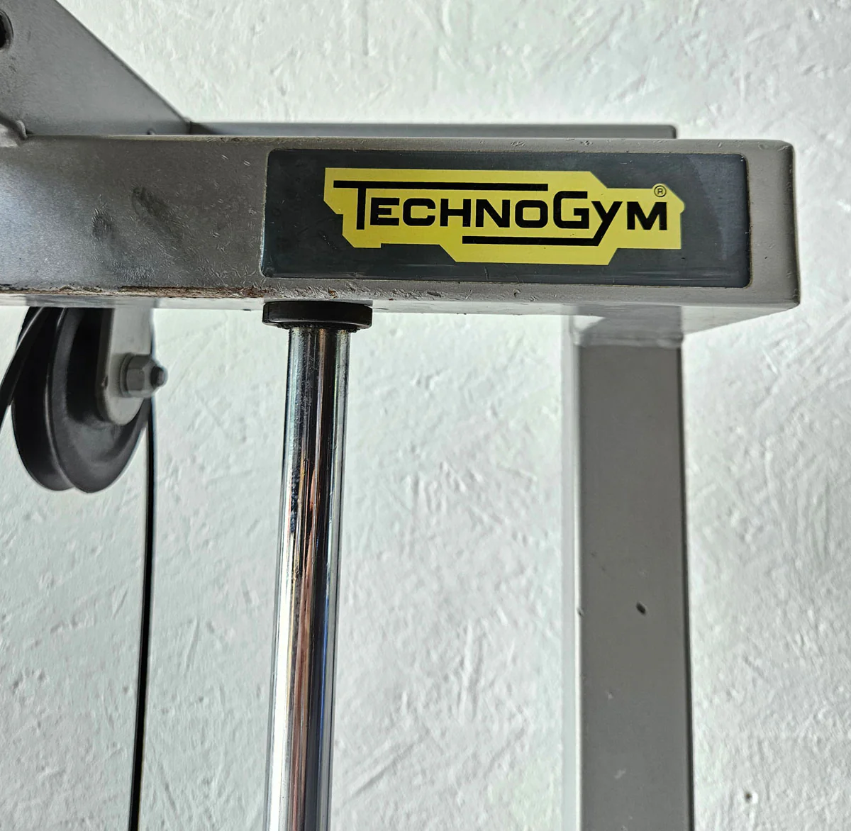 TechnoGym 2x Kabelzug, Cable Crossover, Seilzug von oben und unten, Silverline, Oldschool, Rahmenfarbe Silber, gebraucht - mit Gebrauchsspuren - Image 8