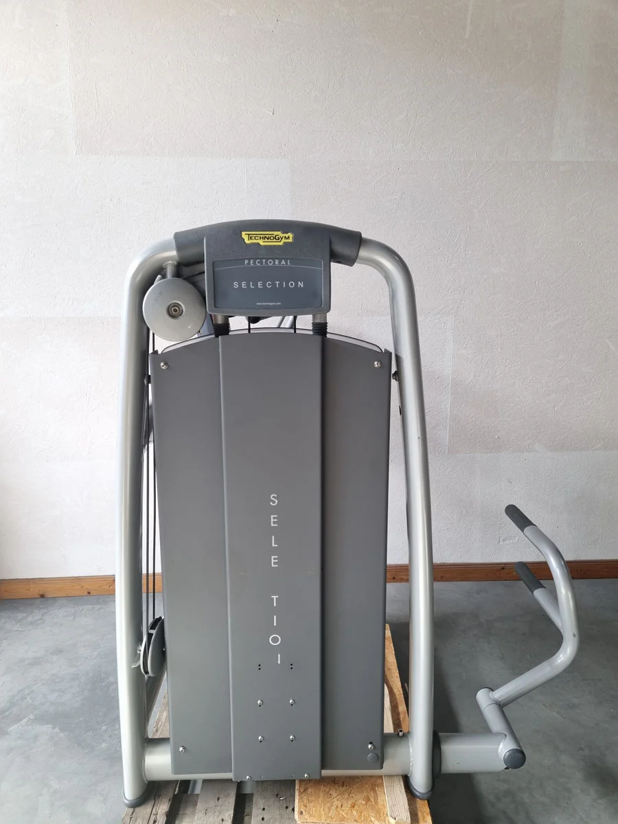 Technogym Butterfly, Pectoral Fly, Einstiegshilfe, Selection Line - Neues Modell mit Plastikverkleidung, Rahmenfarbe Silber, gebraucht - überholter Zustand - Image 4
