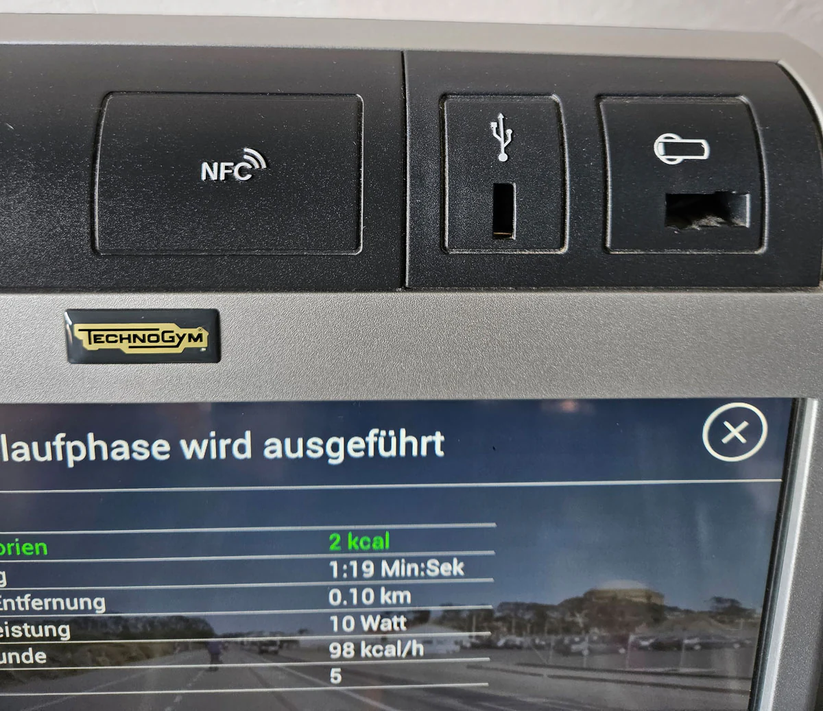 Technogym Crossover ähnlich Wave Excite Line Stepper Inliner Ski  Ellipsentrainer, Unity Touch Display, gebraucht - überholter Zustand - Image 12