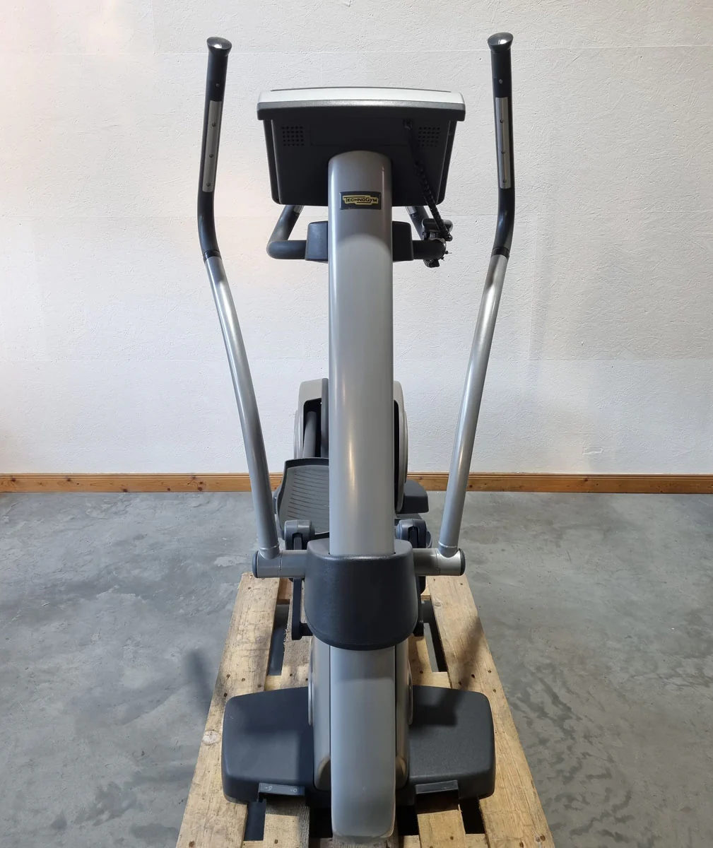 TechnoGym Crosstrainer Excite+ Line Syncro 700, LED Display, Silber/Grau, gebraucht - überholter Zustand - Image 4