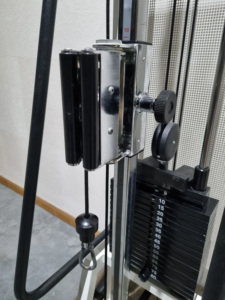 Technogym Ercoline Rehab, Kabelzug höhenverstellbar, Seilzug, Zugapparat 80kg, Rahmenfarbe Weiß, gebraucht - überholter Zustand - Image 5