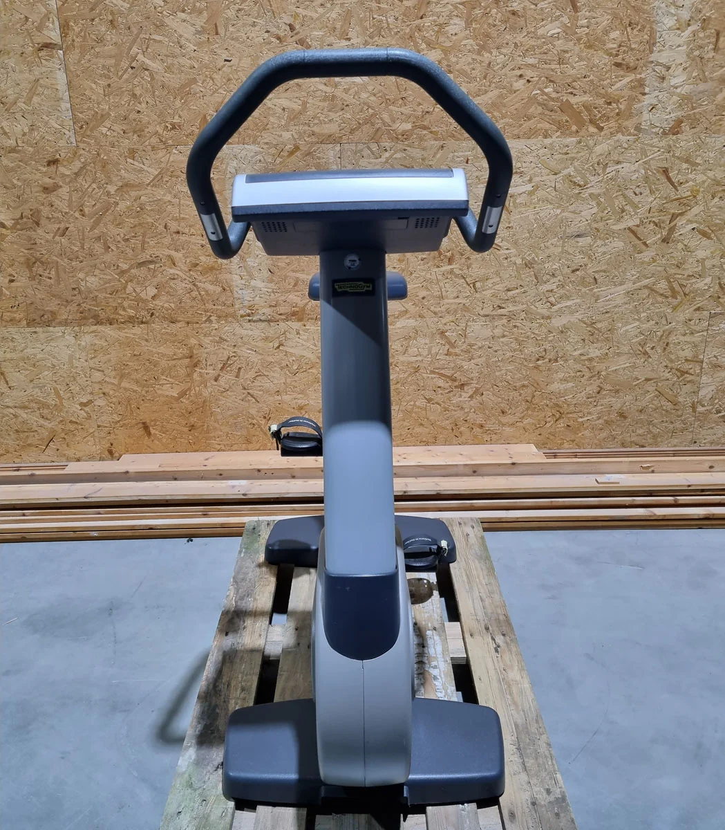 Technogym Ergometer Excite Line 700, New Bike, LED Konsole, gebraucht - überholter Zustand - Image 4