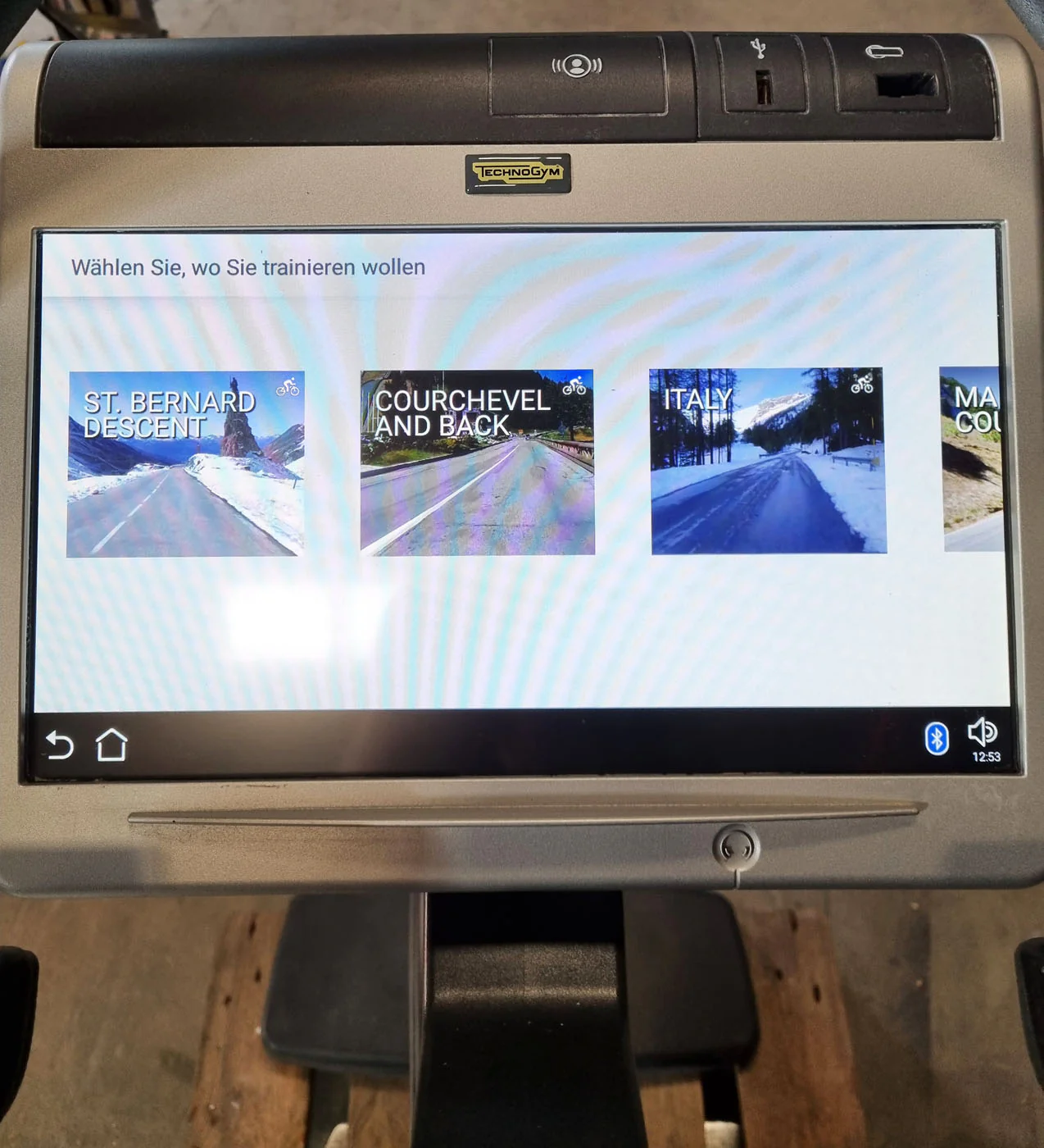 TechnoGym Ergometer Excite Line New Bike 700, Unity Touch Display, gebraucht - überholter Zustand - Image 6