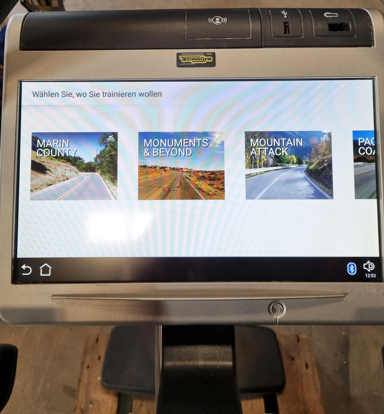TechnoGym Ergometer Excite Line New Bike 700, Unity Touch Display, gebraucht - überholter Zustand - Image 7