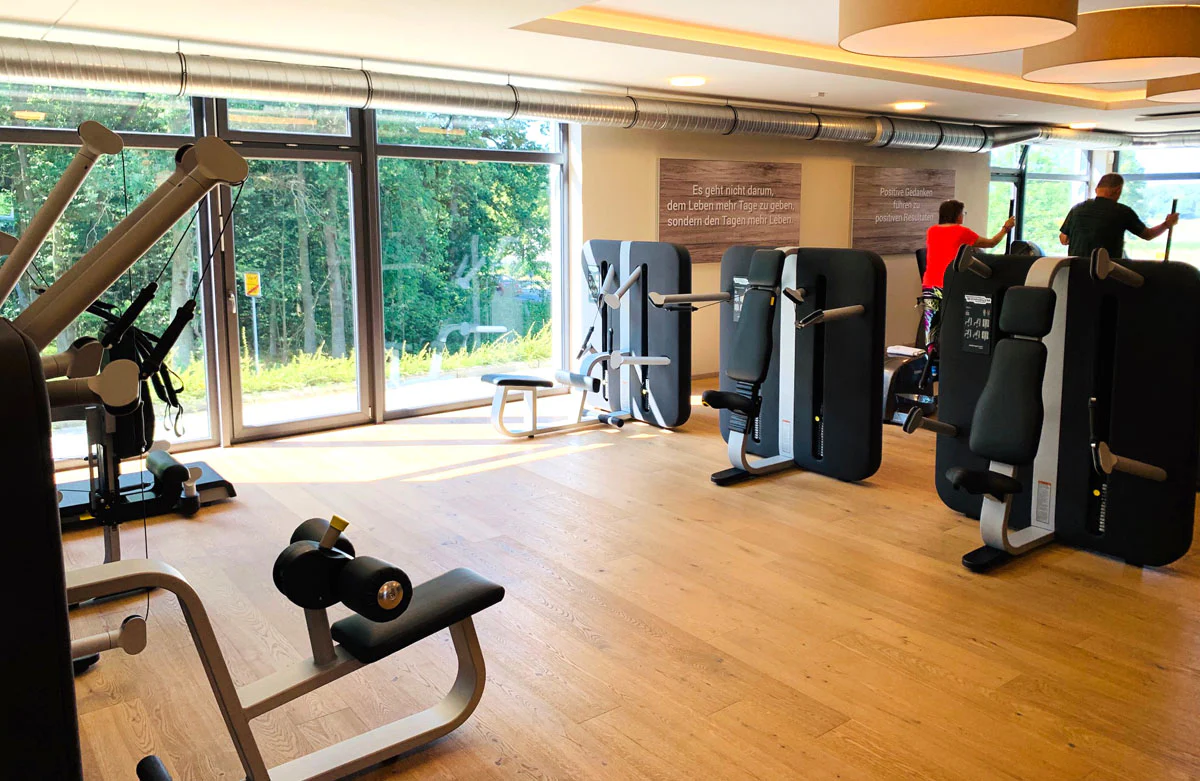 TechnoGym Kinesis Stationen, 6 Kraftgeräte im Set, gebraucht, überholter Zustand - Image 3