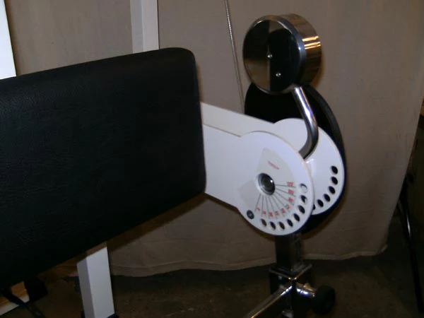 TechnoGym M427, Beinbeuger stehend, weiß, gebraucht - Image 5