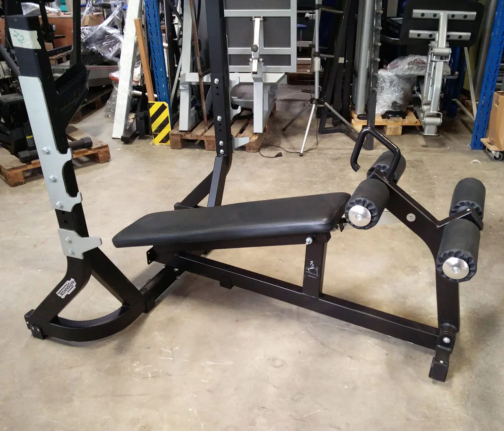 TechnoGym Pure Strength, Olympic Decline Bench, Negativdrückerbank, wenig genutzt, gebraucht - Image 2