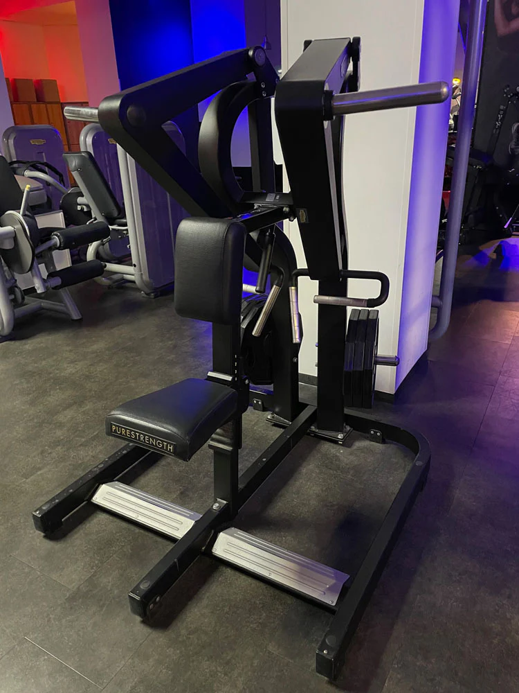 TechnoGym Pure Strength Set, 7 Plate loaded Kraftgeräte, inkl. Hantelscheiben, gebraucht - geprüfter Zustand - Image 12