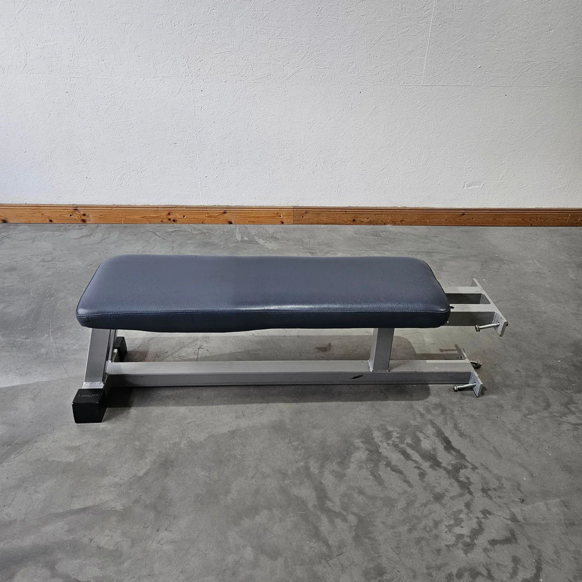 Technogym Rudern am Kabel, Ruderzug Turm, Long Pulley Row, Ruderstation, Silverline, Oldschool Bodybuilding, gebraucht - mit Gebrauchsspuren - Image 4