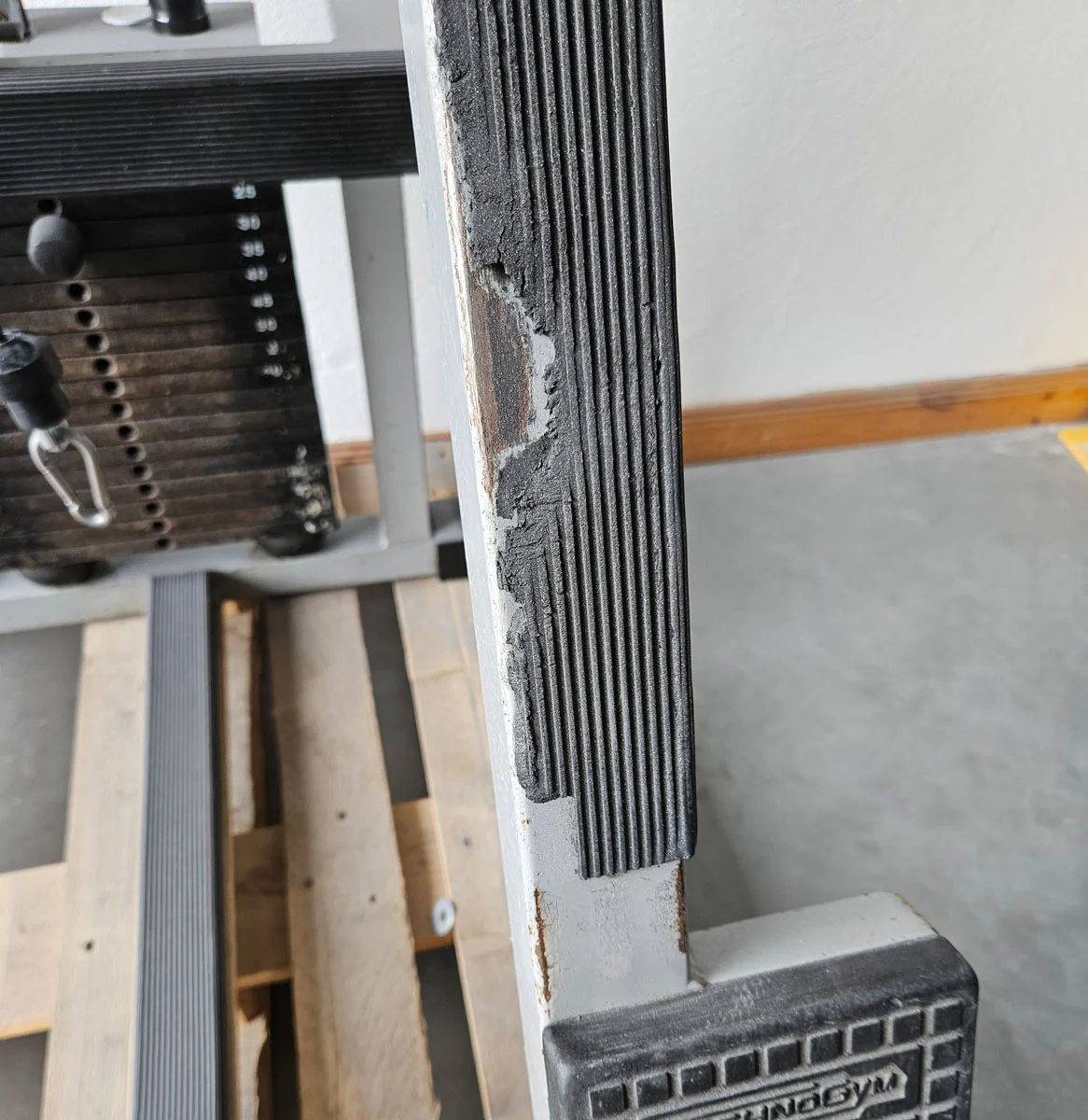 Technogym Rudern am Kabel, Ruderzug Turm, Long Pulley Row, Ruderstation, Silverline, Oldschool Bodybuilding, gebraucht - mit Gebrauchsspuren - Image 7