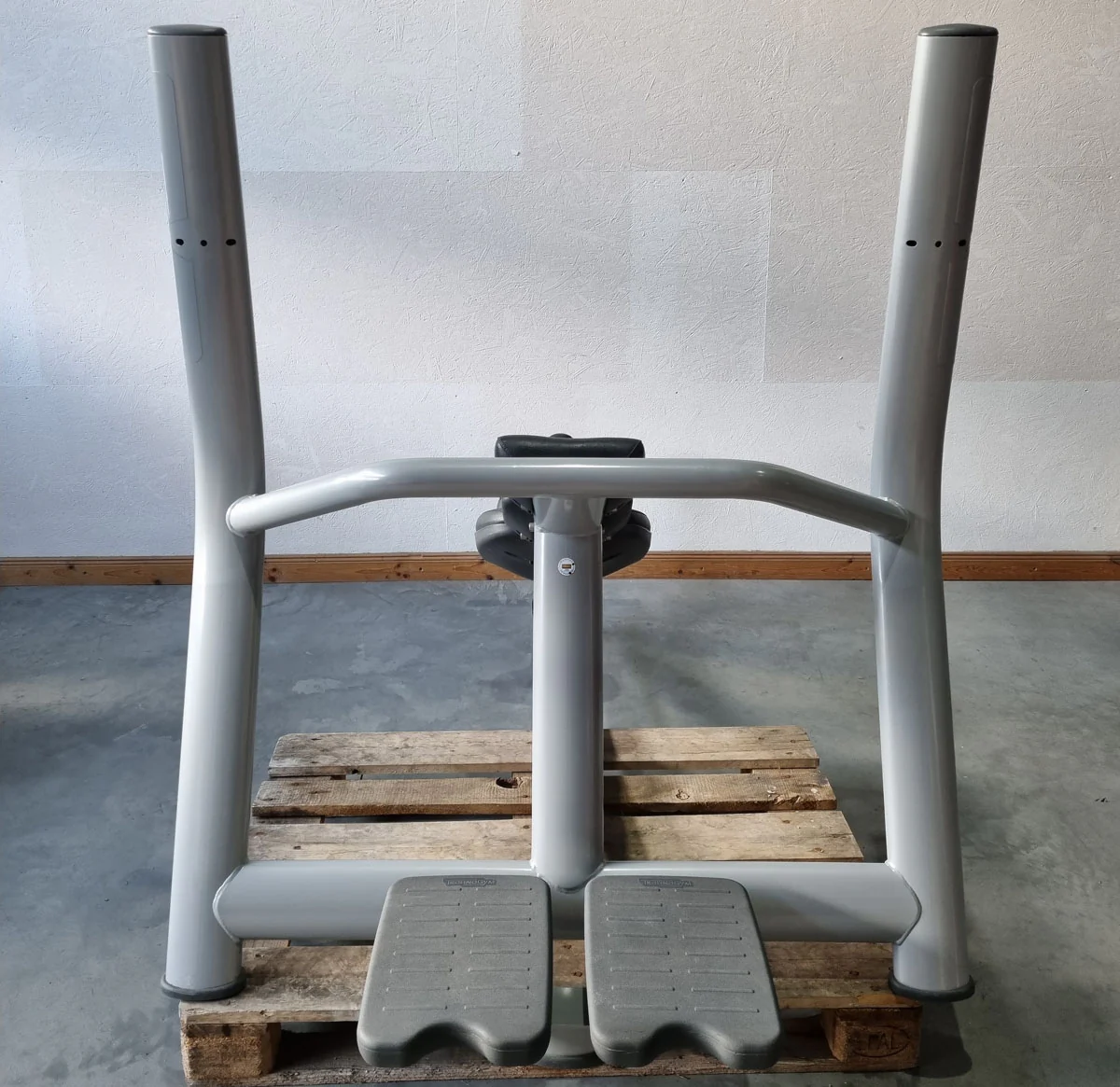 Technogym Schrägdrückerbank, Olympic Inclined Bench, Hantelbank Schrägbankdrücken, Rahmenfarbe Silber, Selection Line, gebraucht - überholter Zustand - Image 3