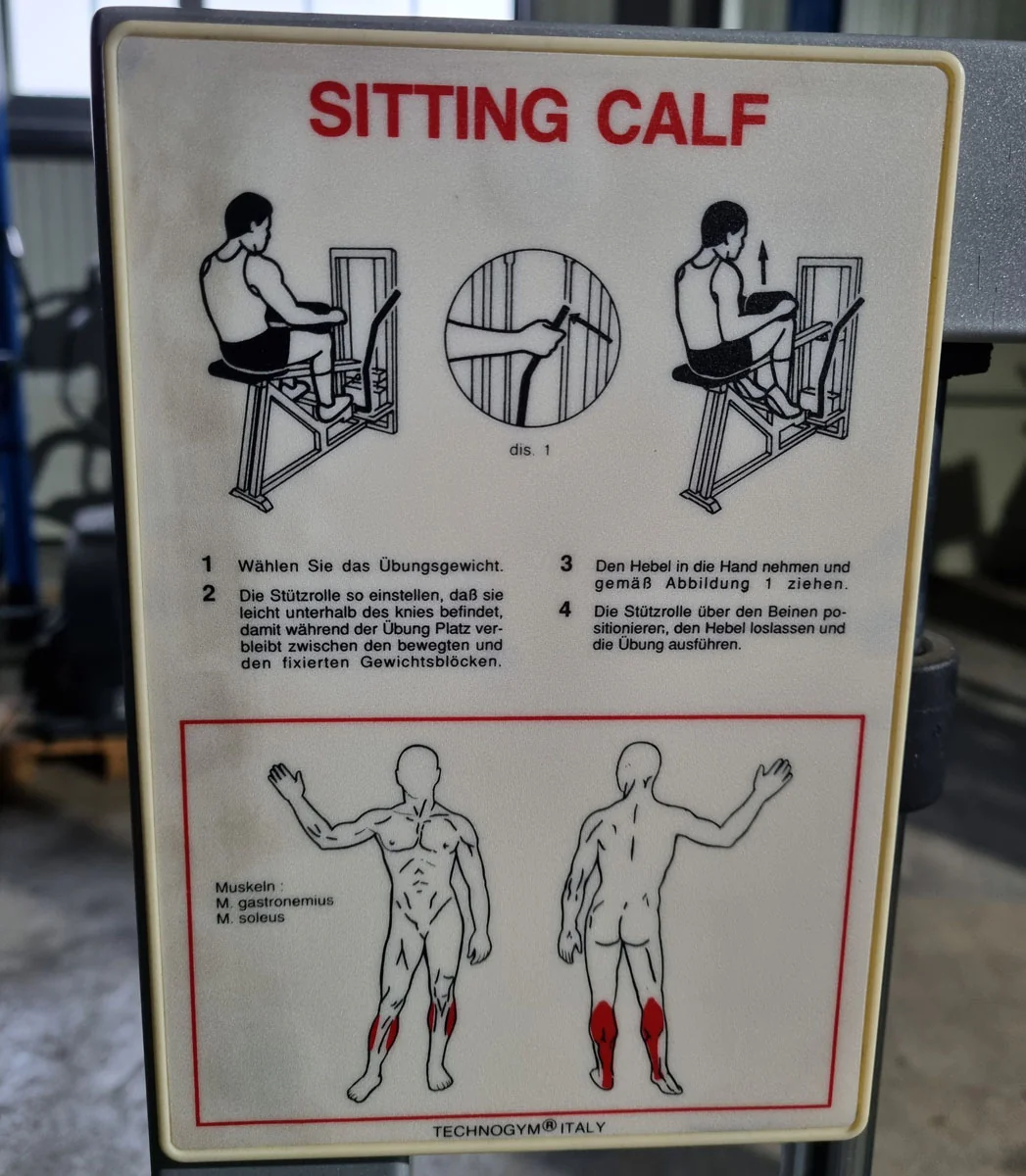Technogym Seated Calf Sitting Wadenmaschine sitzend, Sitting Calf, Silverline, Oldschool, Rahmenfarbe Silber, gebraucht mit Gebrauchsspuren - Image 10