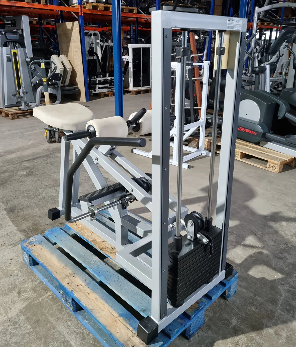 Technogym Seated Calf Sitting Wadenmaschine sitzend, Sitting Calf, Silverline, Oldschool, Rahmenfarbe Silber, gebraucht mit Gebrauchsspuren - Image 4