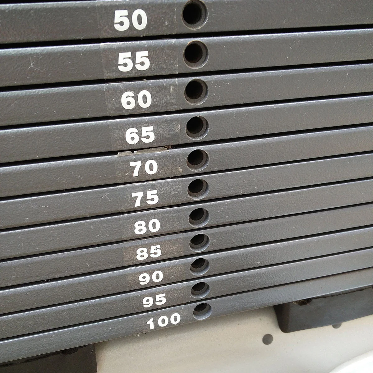 TechnoGym Selection Line Kraftgeräte Set-/Park mit 10 Fitnessgeräten, weitere Geräte auf Wunsch, gebraucht, geprüft und aufbereitet - Image 11