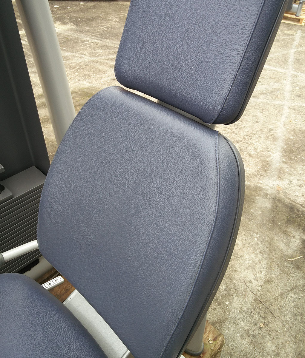 TechnoGym Selection Line Kraftgeräte Set-/Park mit 10 Fitnessgeräten, weitere Geräte auf Wunsch, gebraucht, geprüft und aufbereitet - Image 13