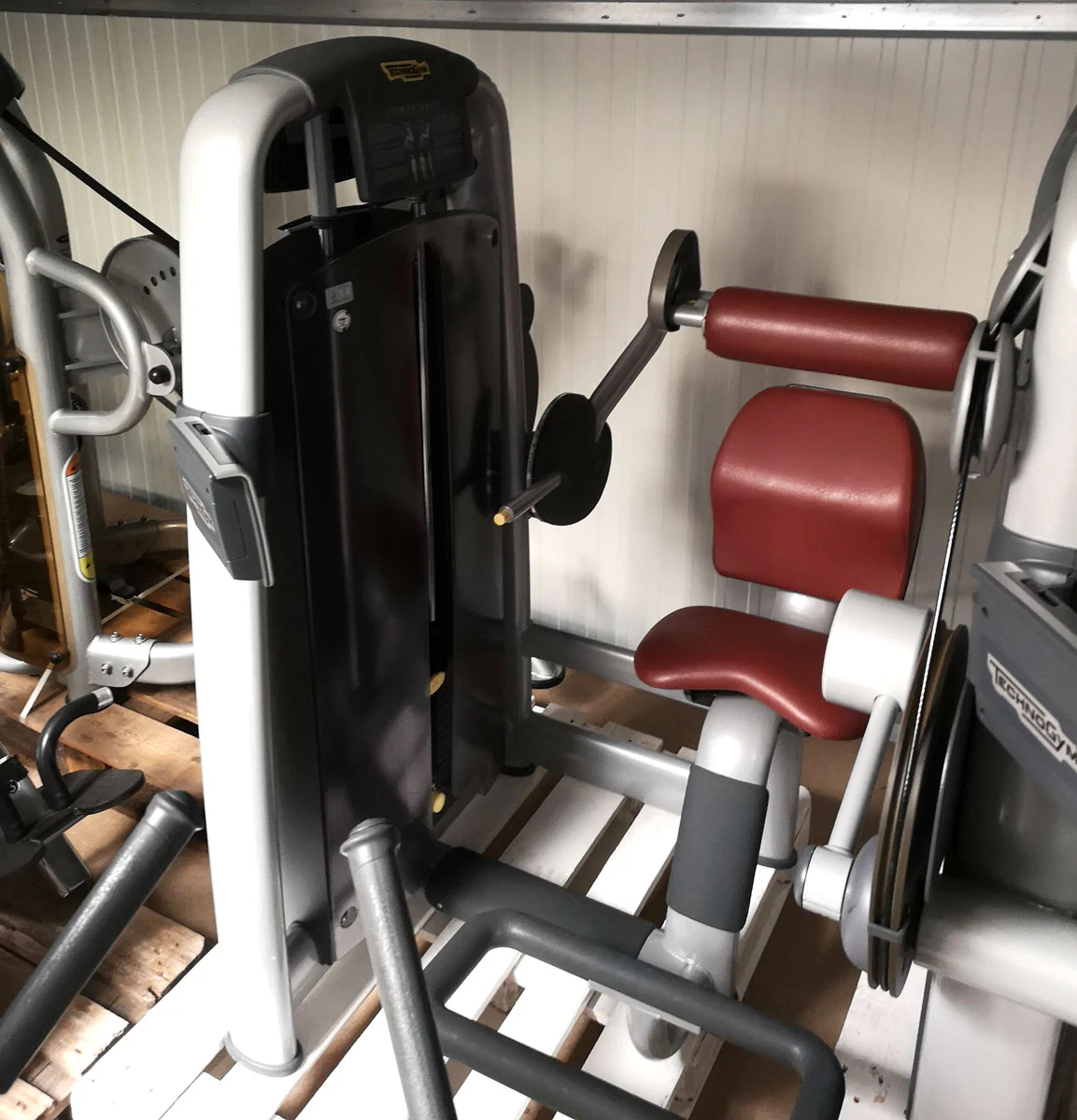 TechnoGym Selection Line MED 8 Medizinische Kraftgeräte im Set, Reha Fitnessgeräte Ausstattung, gebraucht - überholter Zustand - Image 5