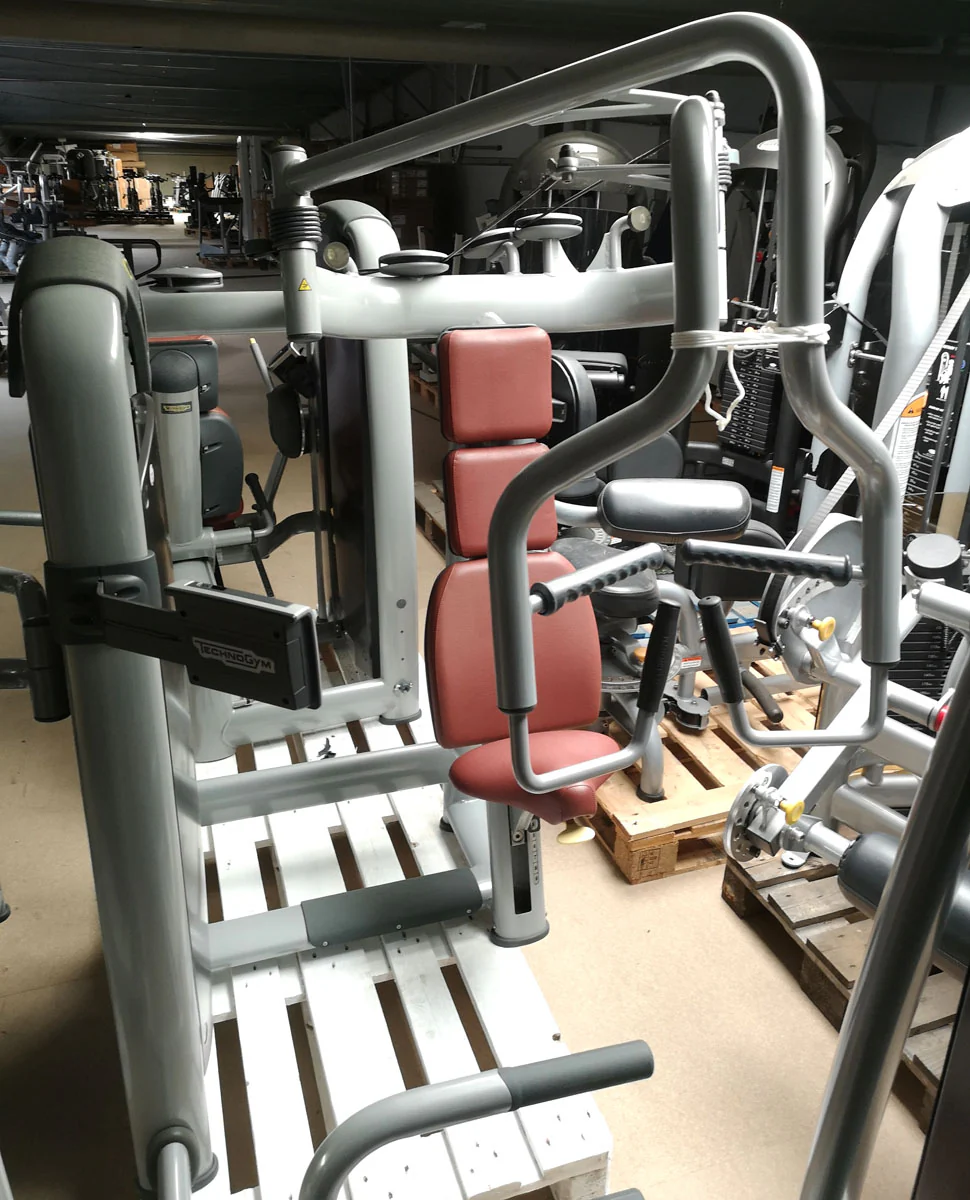 TechnoGym Selection Line MED 8 Medizinische Kraftgeräte im Set, Reha Fitnessgeräte Ausstattung, gebraucht - überholter Zustand - Image 8