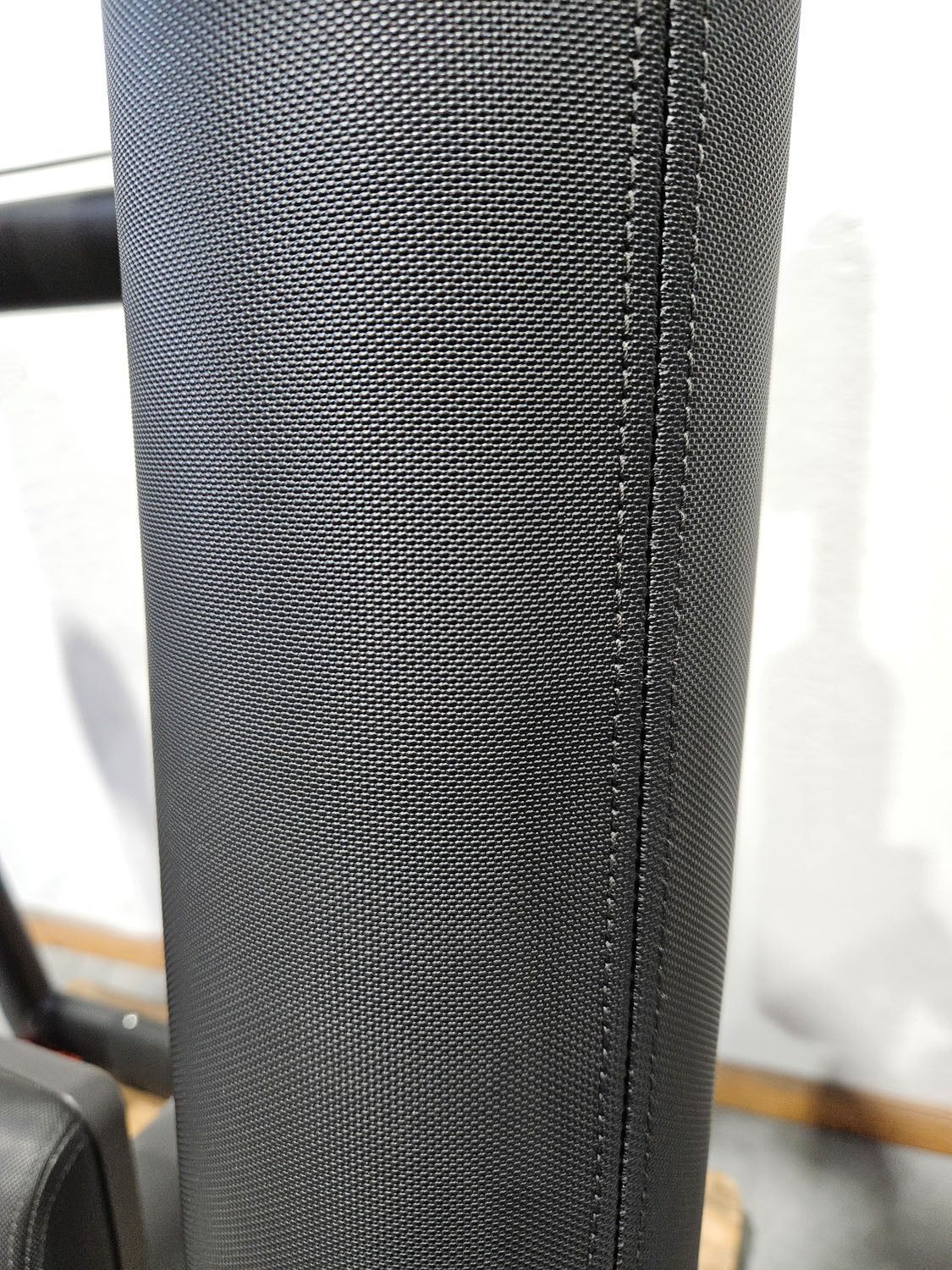 Technogym Selection Pro Reverse Fly, Butterfly Reverse, Rear Delt, Farbe Schwarz, gebraucht, überholter Zustand - Image 7