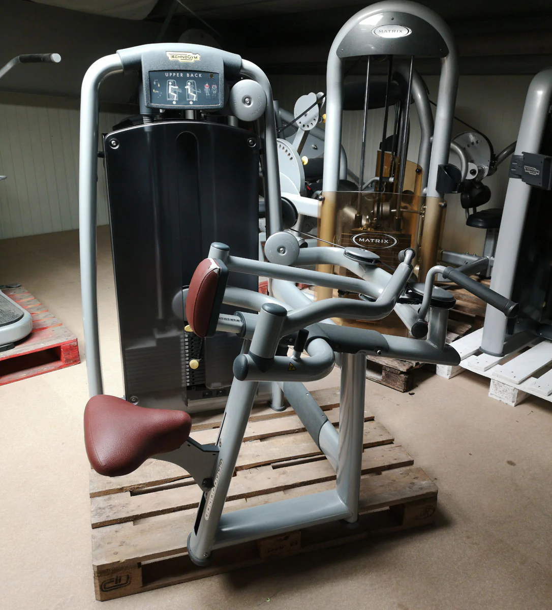 TechnoGym Upper Back, Rudern Row, Latisolator, Selection Line - Neues Modell mit Plastikverkleidung, Polster Braun, gebraucht - überholter Zustand - Image 2