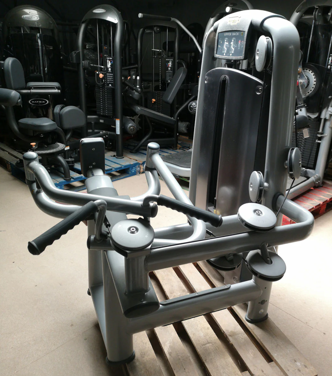 TechnoGym Upper Back, Rudern Row, Latisolator, Selection Line - Neues Modell mit Plastikverkleidung, Polster Braun, gebraucht - überholter Zustand - Image 4