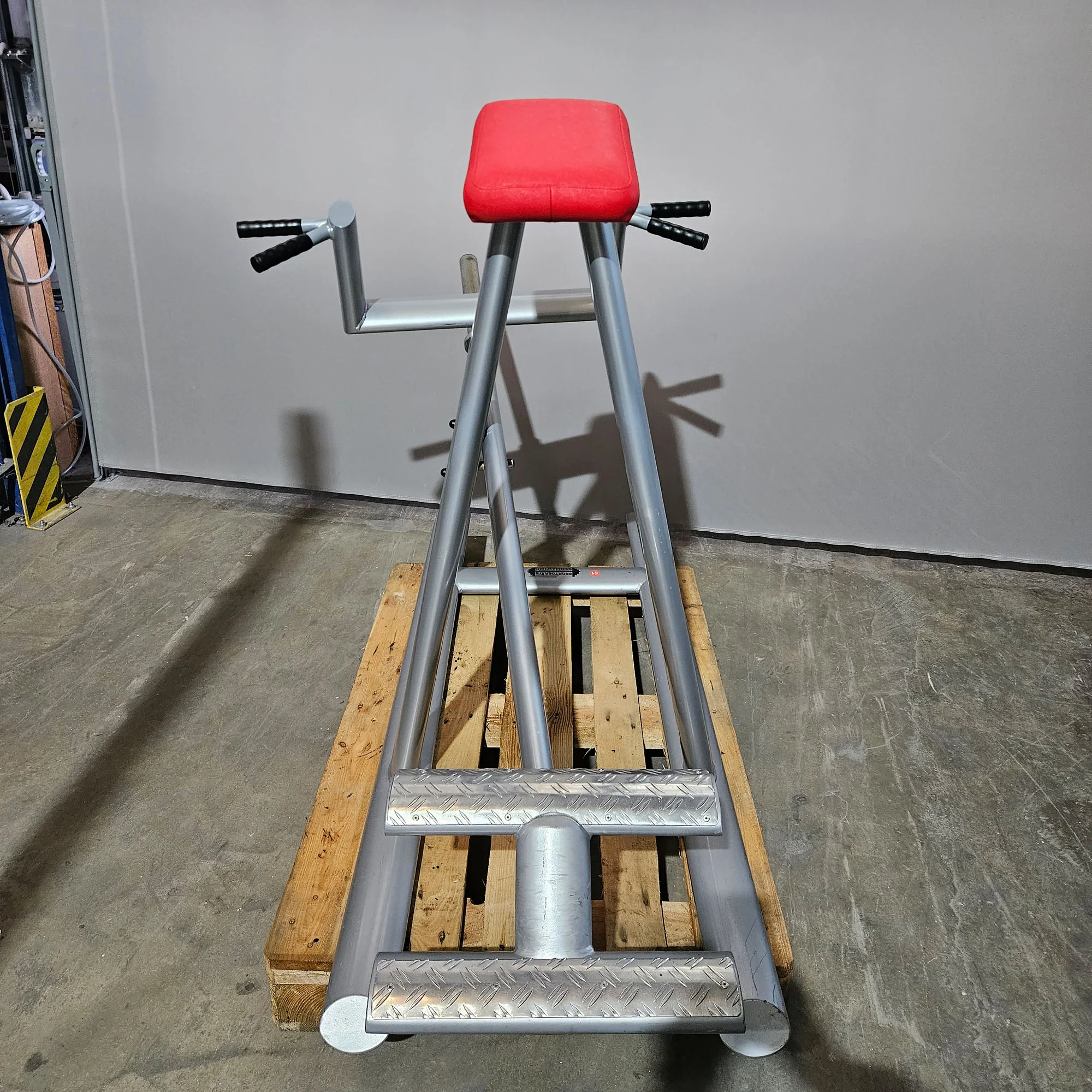 Teuwsen T-Bar Row Ruderstation mit Bruststütze. Ähnlich Gym80 oder L+K, Plate loaded Kraftgerät Rudern, Rahmen Silber, gebraucht - geprüfter Zustand - Image 5