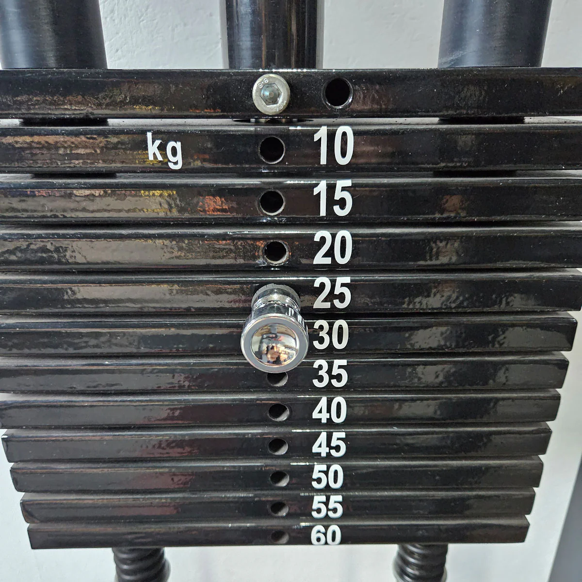 Trizepsmaschine Horizontal, Trizepsstrecker, Triceps Extension, Hersteller ähnlich Gym80 oder L+K, Rahmenfarbe Anthrazit, gebraucht - geprüfter Zustand - Image 10