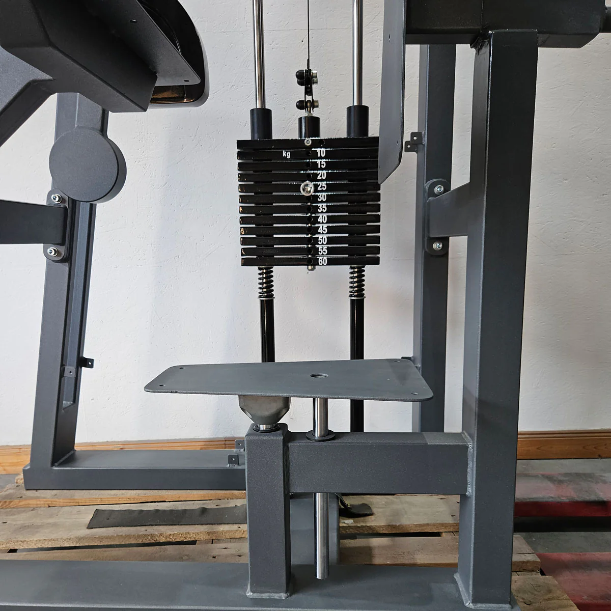 Trizepsmaschine Horizontal, Trizepsstrecker, Triceps Extension, Hersteller ähnlich Gym80 oder L+K, Rahmenfarbe Anthrazit, gebraucht - geprüfter Zustand - Image 7