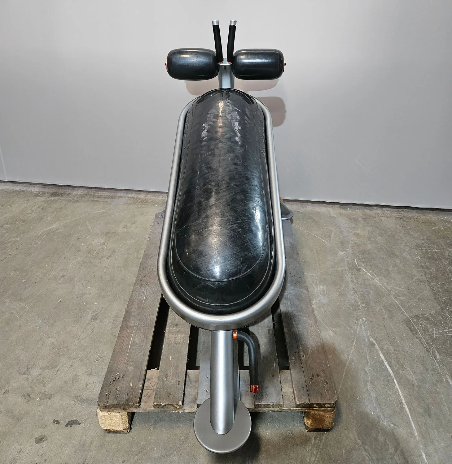 Vicore Pro core Adominal Bench Bauchbank, spezielle verstellbare Bauchmuskelbank mit gedämpften Gummi Polster, ähnlich Bosu Ball, Rahmen SIlber, gebraucht - geprüfter Zustand - Image 3